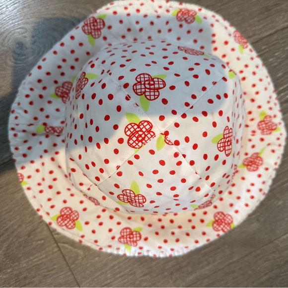 Bundle of 3 baby girl summer beach hats - Picture 2 of 8